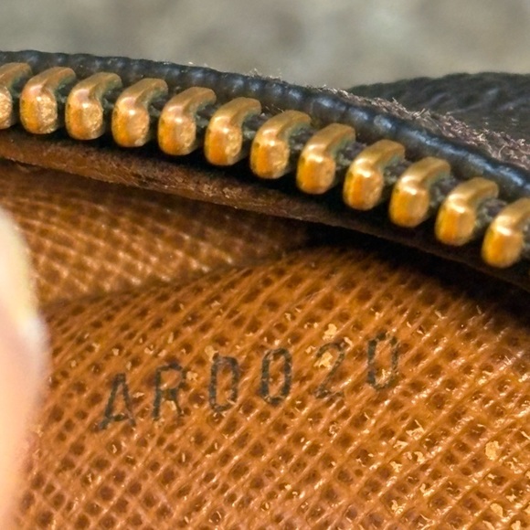 Auth Louis Vuitton Amazon monogram bag No Strap - Picture 9 of 11